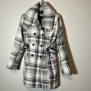 LAST CHANCE donating Pea coat black and white tweed